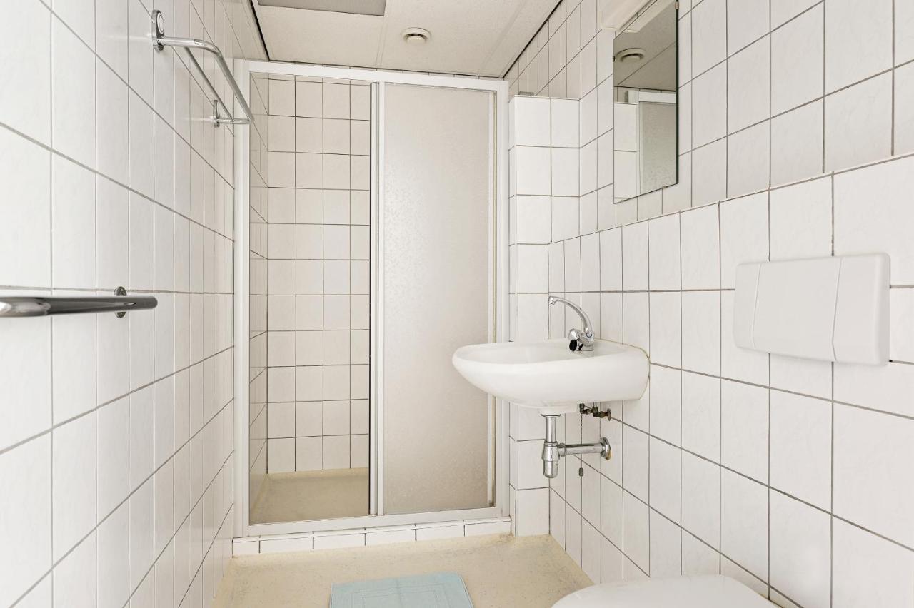 Hotel De Waalehof Jipsinghuizen エクステリア 写真
